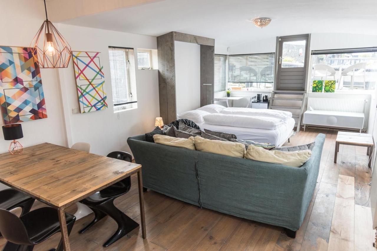 Houseboat Next To Amstel Bed & Breakfast Amsterdam Ngoại thất bức ảnh